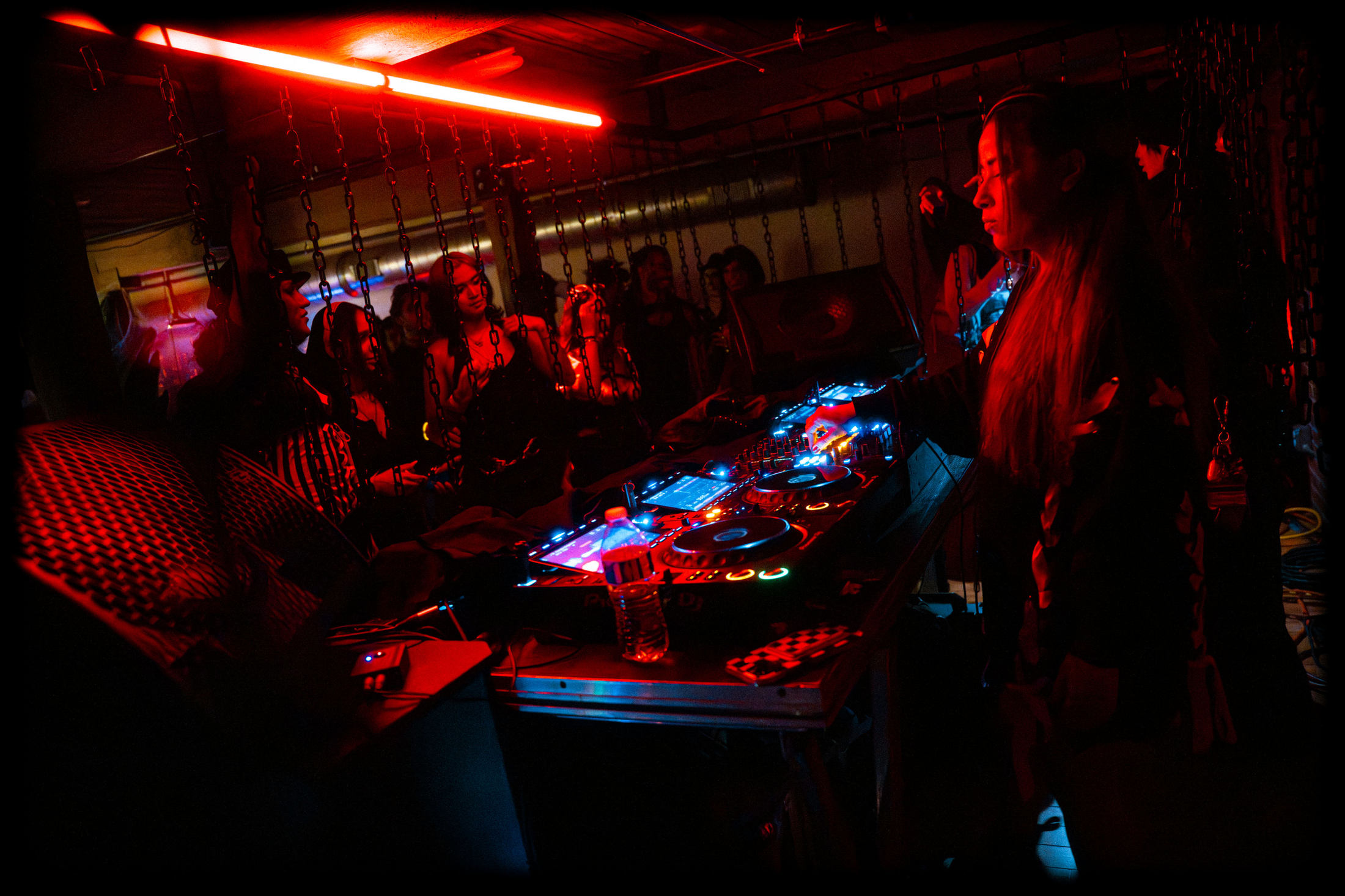 black label radio