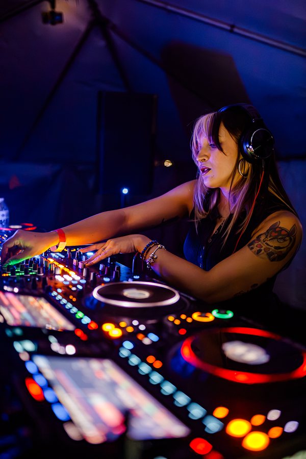 br1bytes live at the decks